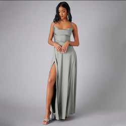 The "Hourglass" Backless Dress